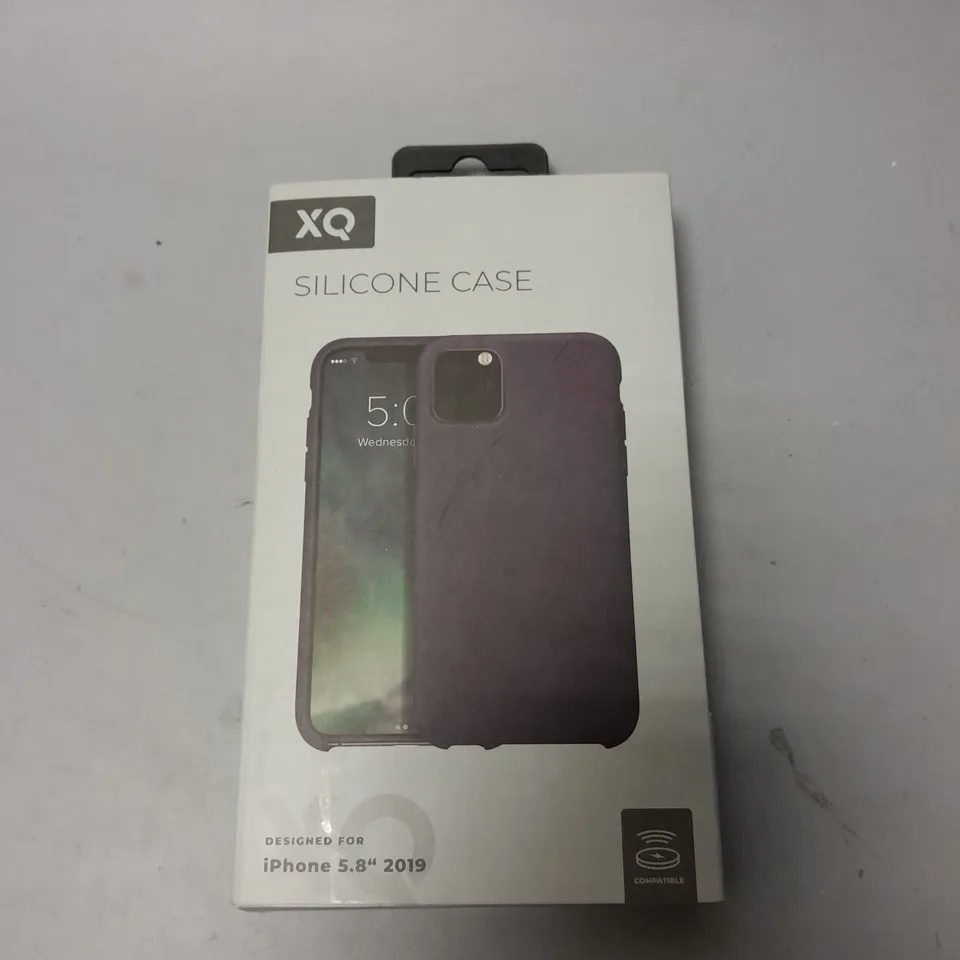 APPROXIMATELY 50 BOXED XQ SILICONE PROTECTIVE CASES FOR IPHONE 5.8" 2019 MODEL 
