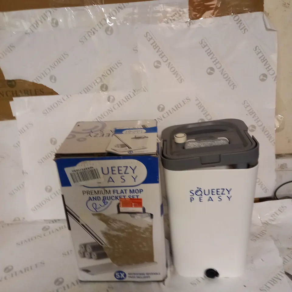 BOXED SQUEEZY PEASY PREMIUM FLAT MOP AND BUCKET SET