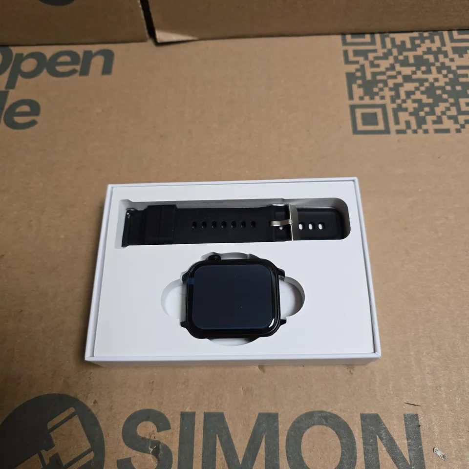 SMART WATCH – BLACK, SQUARE FACE IN BOX