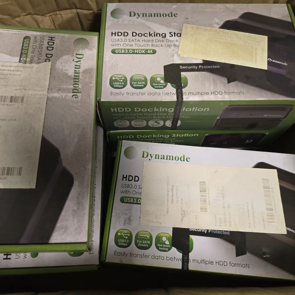 BOX OF APPROXIMATELY 9 ASSORTED ITEM TO INCLUDE - DYNAMODE HDD DOCKING STATION 