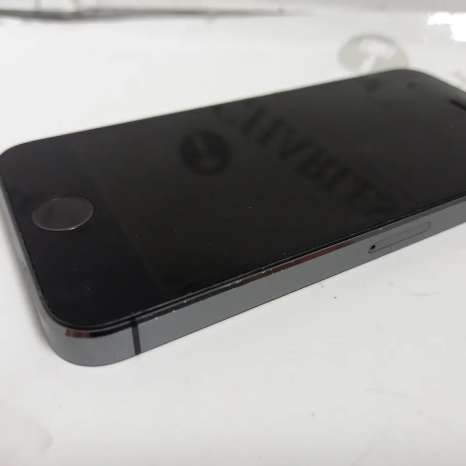 APPLE IPHONE 5S A1457 SMARTPHONE