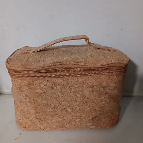 PALLET OF APPROXIMATELY 168 CORK TRAVEL COSMETIC BAG WITH ZIP & CARRY HANDLE