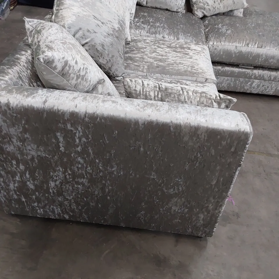 DESIGNER CHAISE SOFA CRUSHED SILVER VELVET WITH SCATTER CUSHIONS 