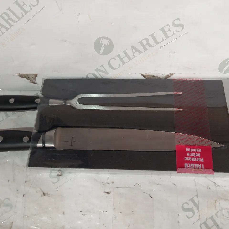 JASPER CONRAN TRIPLE RIVET CARVING SET