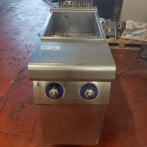 BONNET COMMERCIAL ELECTRIC DEEP FRYER