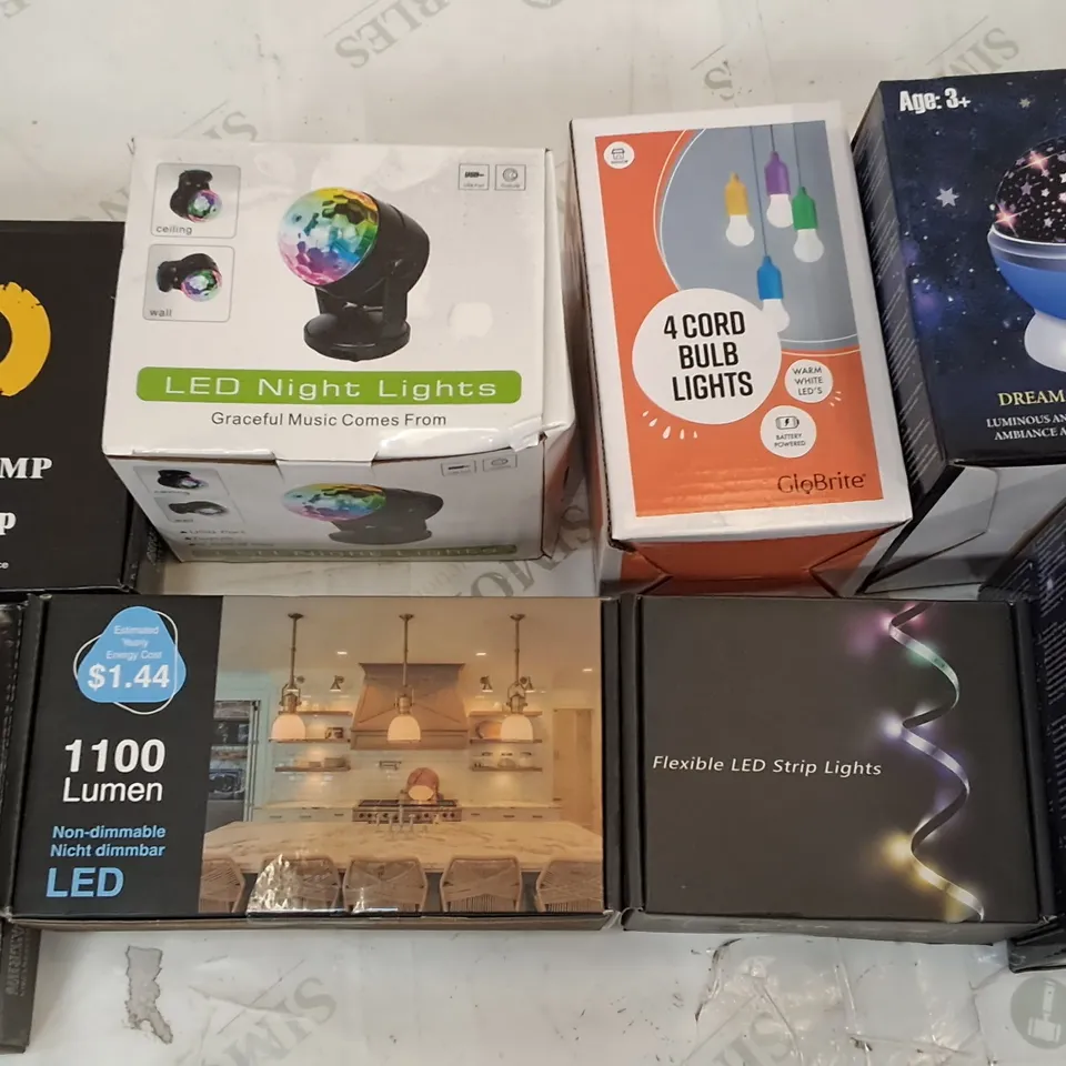 LOT OF 15 ASSORTED BOXED LIGHTING ITEMS TO INCLUDE ROTATING PROJECTOR, LED STRIP LIGHTS AND VISUALISATION LAMPS