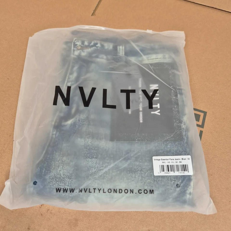 NVLTY LONDON VINTAGE ESSENTIAL FLARE JEANS – BLUE, UK 12