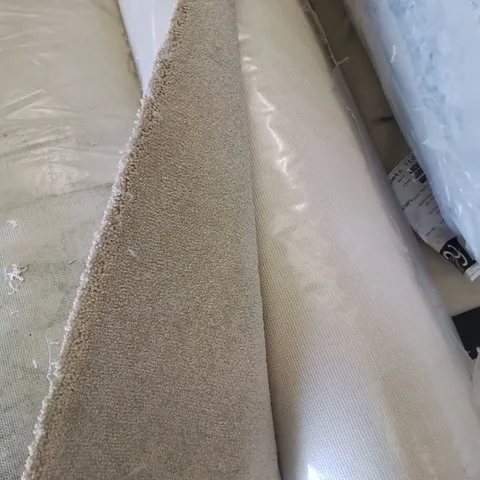 ROLL OF QUALITY HEARTLAND BAYTON APPROXIMATELY 5.90M L X 4M W CARPET