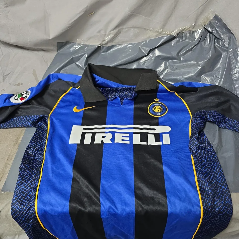 INTER MILAN RONALDO 9 T SHIRT NIKE DRI FIT MEDIUM