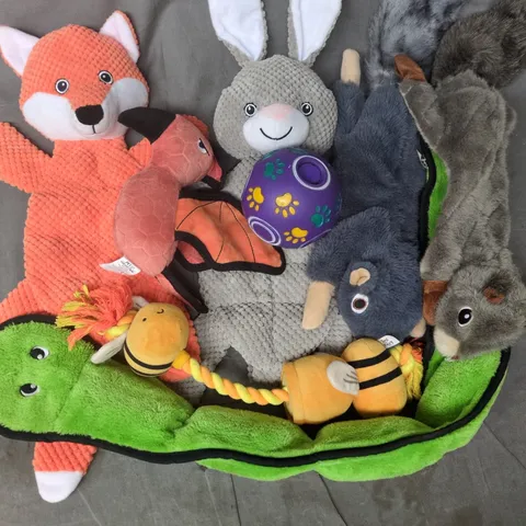 APPROXIMATELY 8 ASSORTED DOG TOYS