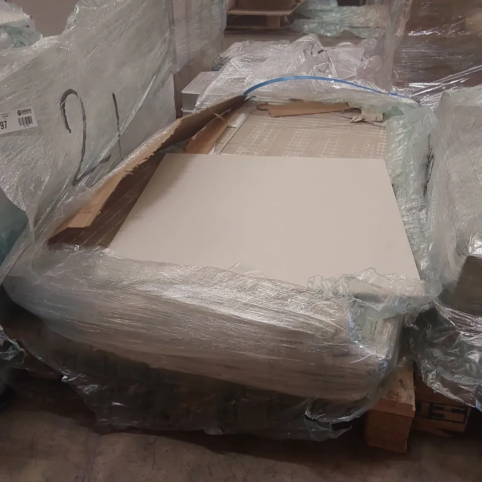 PALLET CONTAINING APPROXIMATELY 25x WHITE 60 x 60cm TILES