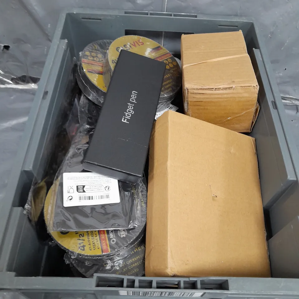 APPROXIMATELY 10 ASSORTED HOUSEHOLD ITEMS TOO INCLUDE , CUTTING WHEELS , GOLF BALLS , ETC 