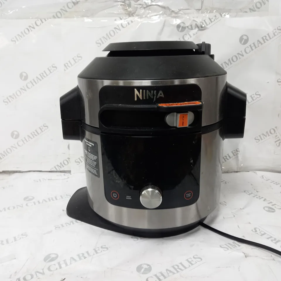 BOXED NINJA FOODI MAX MULTI COOKER