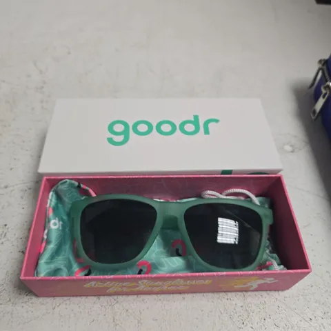 GOODR SUNGLASSES – GREEN FRAME (BOXED)