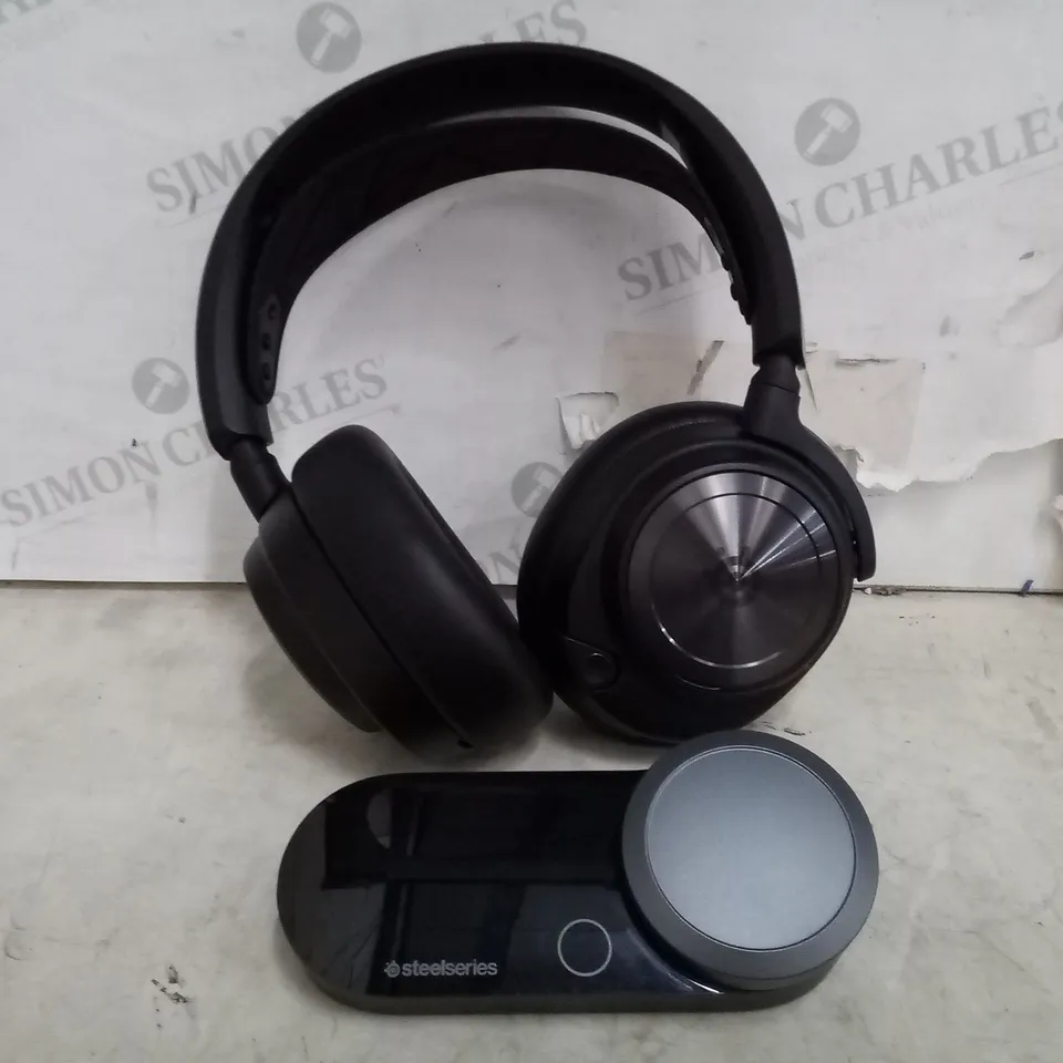 BOXED STEELSERIES ARCTIS NOVA PRO