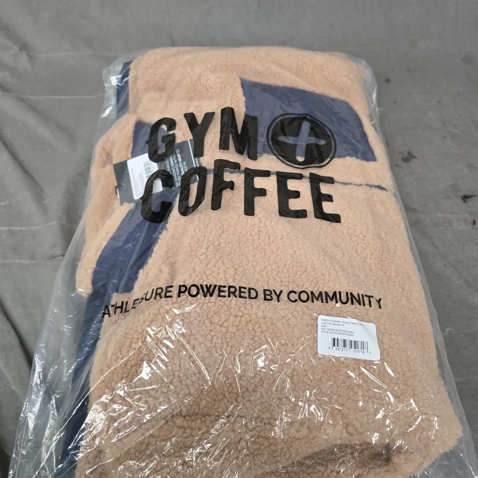 GYM + COFFEE INDUSTRY FLEECE JACKET – SANDSTONE, SIZE L 