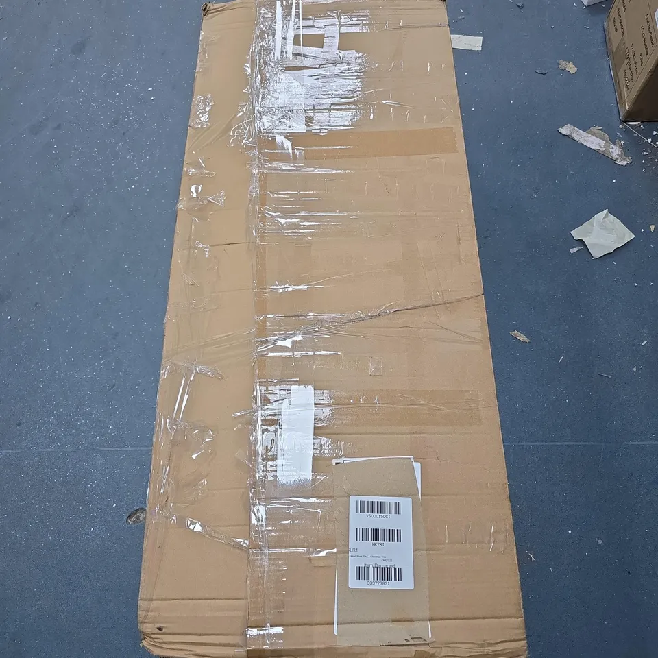 GRAND RIVER PRE LIT CHRISTMAS TREE