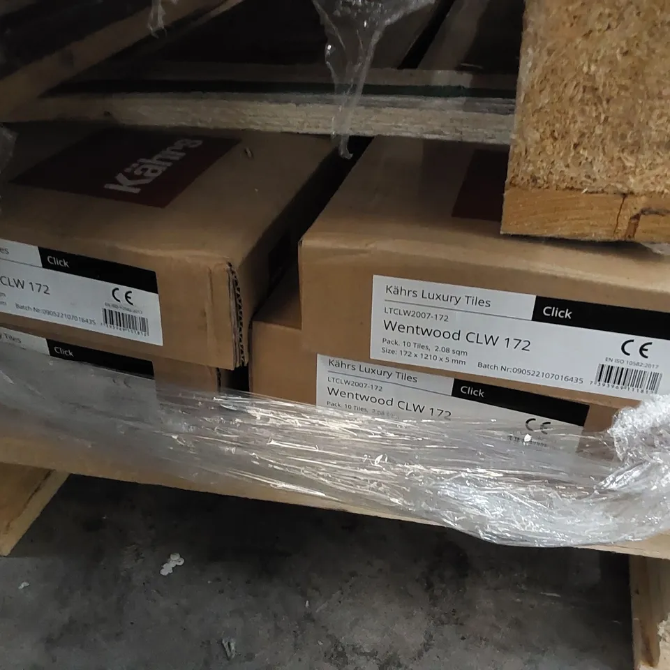 PALLET TO CONTAIN A LARGE QUANTITY OF FLOORING PRODUCTS 