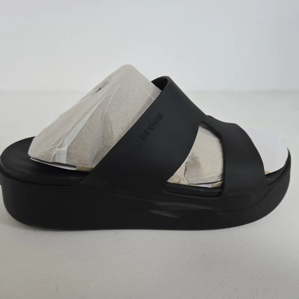 CROCS GATEWAY PLATFORM H-STRAP SIZE F7