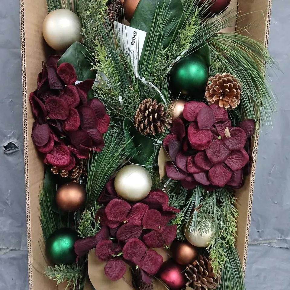 RED HYDRANGEA PRE-LIT CHRISTMAS GARLAND