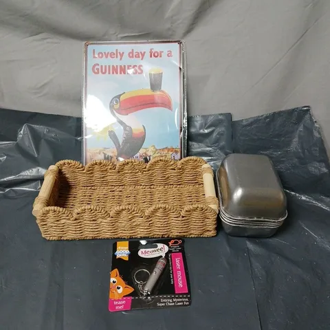 APPROXIMATELY 12 ASSORTED HOUSEHOLD ITEMS TO INCLUDE GUINNESS SIGN, WICKER TRAY, CAT TOY, STORAGE TUBS ETC
