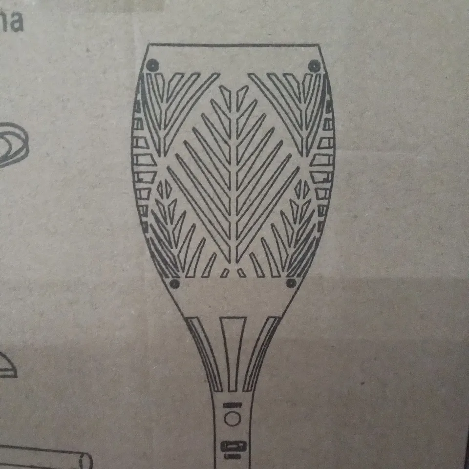 BOXED SOLAR LIGHTS 4 PACK MODERN TULIP DESIGN 