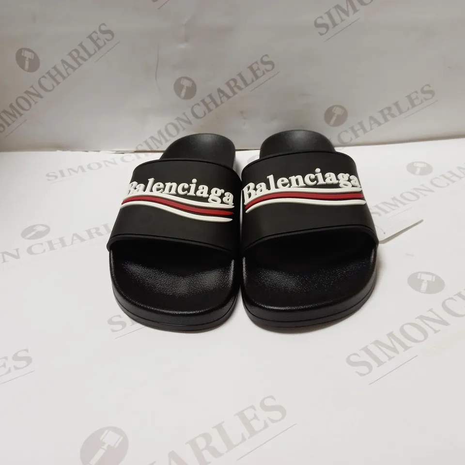 BALENCIAGA MENS LOGO LEATHER SLIDES 