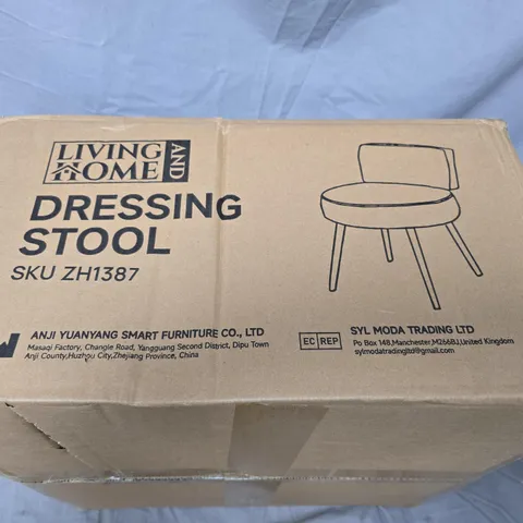 LIVING HOME DRESSING STOOL – BOXED