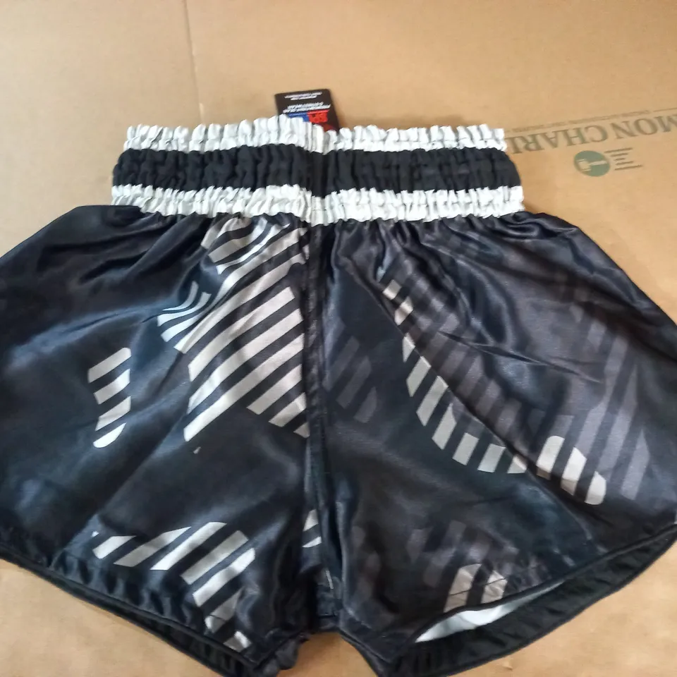 MTM FIGHT WEAR SHORT - S