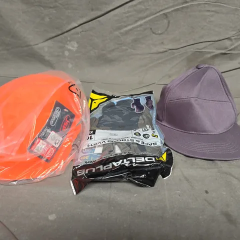 APPROXIMATELY 20 ASSORTED WORKWEAR PRODUCTS TO INCLUDE HATS, , GLOVES ETC