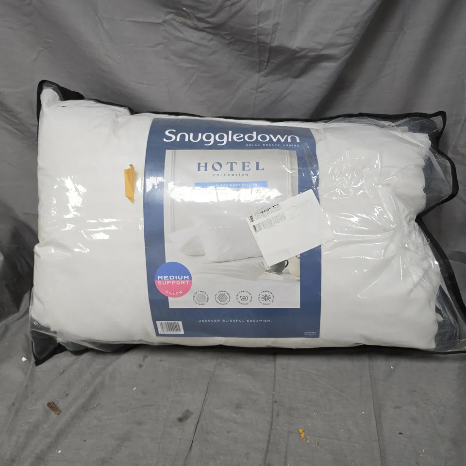 SNUGGLEDOWN HOTEL COLLECTION PILLOW – MEDIUM SUPPORT