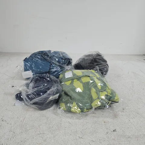 BOX OF APPROXIMATELY 30 ASSORTED CLOTHING ITEMS OF VARIOUS STYLES AND SIZES TO INCLUDE ONLY, KIM AND CO ETC