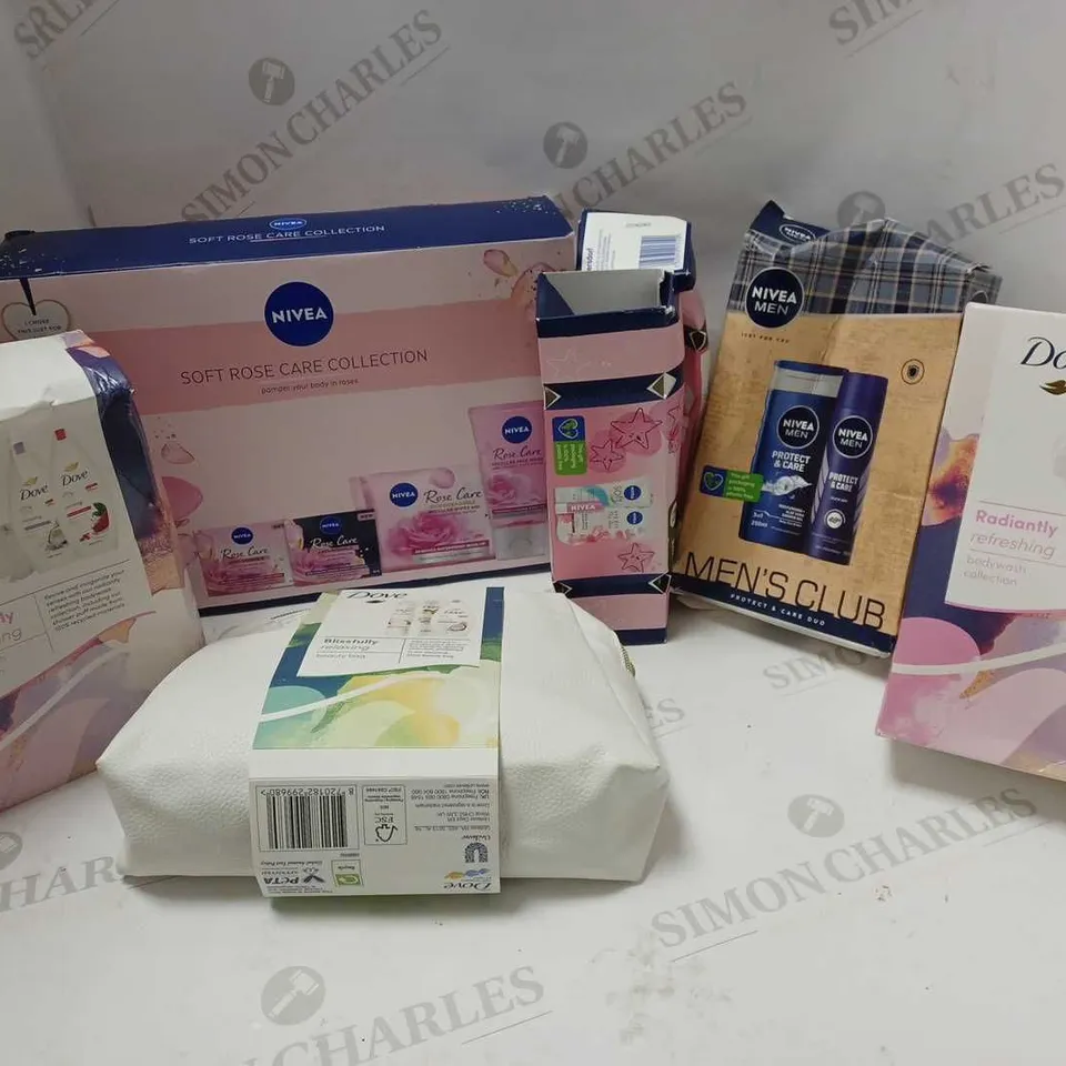 LOT OF APPROX 6 ASSORTED BATH & BODY PRODUCTS TO INCLUDE DOVE BLISSFUL BEAUTY BAG, NIVEA MEN'S CLUB SET, NIVEA SOFT ROSE CARE COLLECTION, ETC
