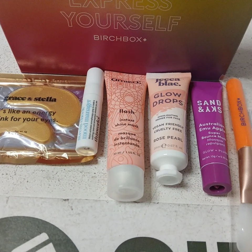 BIRCHBOX EXPRESS YOURSELF COSMETIC BOX