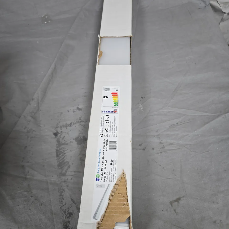 LONG LIFE LED MICROWAVE SENSOR BATTEN LIGHT WITH REMOTE – MODEL MSBL20 (20W)