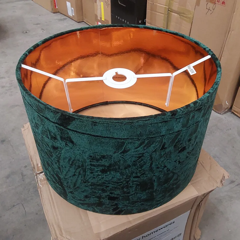 BOXED 22cm H VELVET DRUM LAMP SHADE 