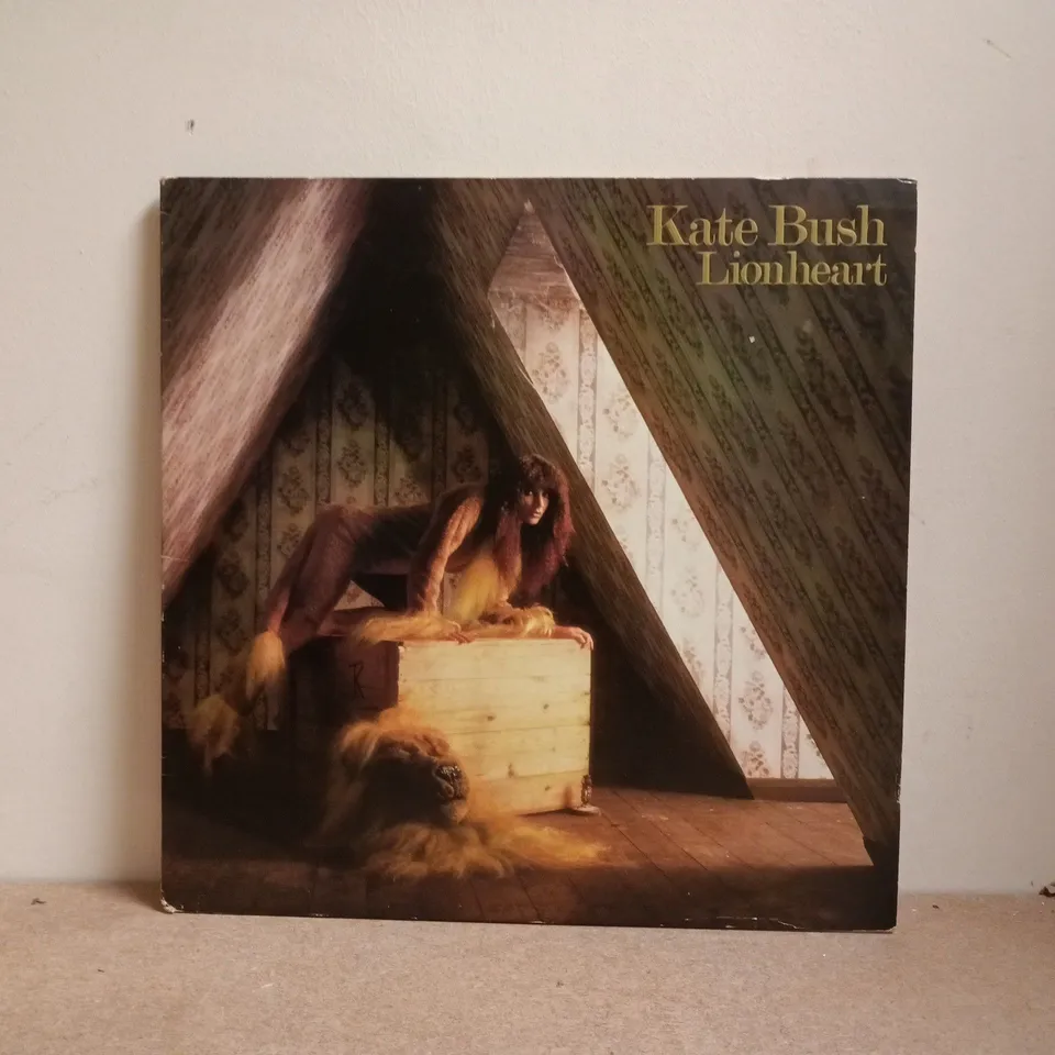 KATE BUSH LIONHEART VINYL