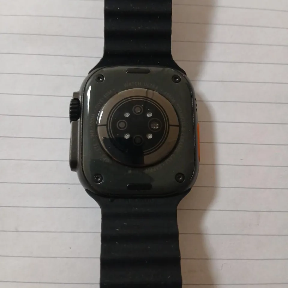 WATCH ULTRA – BLACK SPORT BAND