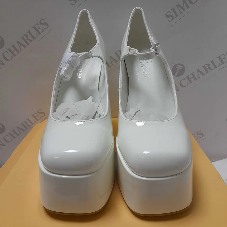 KOI SWEET ATTITUDE WHITE PATENT PLATFORM HEELS - SIZE 6