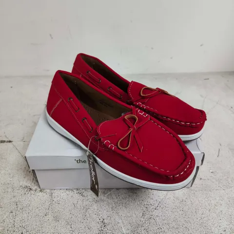 DR KELLER LADIES COMFORT CASUALS – RED, UK 8