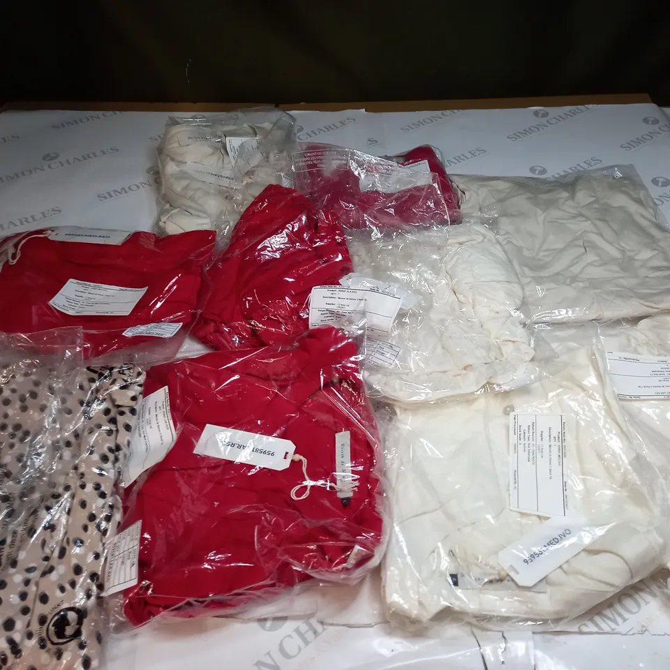 BAG OF APPROX 10 ASSORTED CLOTHING ITEMS TO INCLUDE - MAISON DE NIMES - EMELIA
