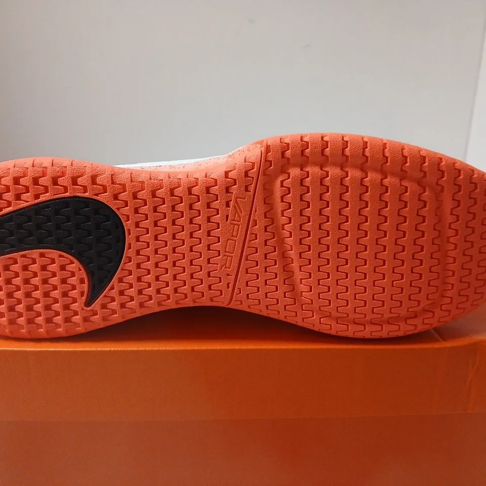 NIKE ZOOM VAPOR PRO 3 HC PRM TRAINERS - UK 8.5