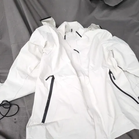 WHITE OUTDOOR SHELL JACKET WITH ZIP POCKETS 