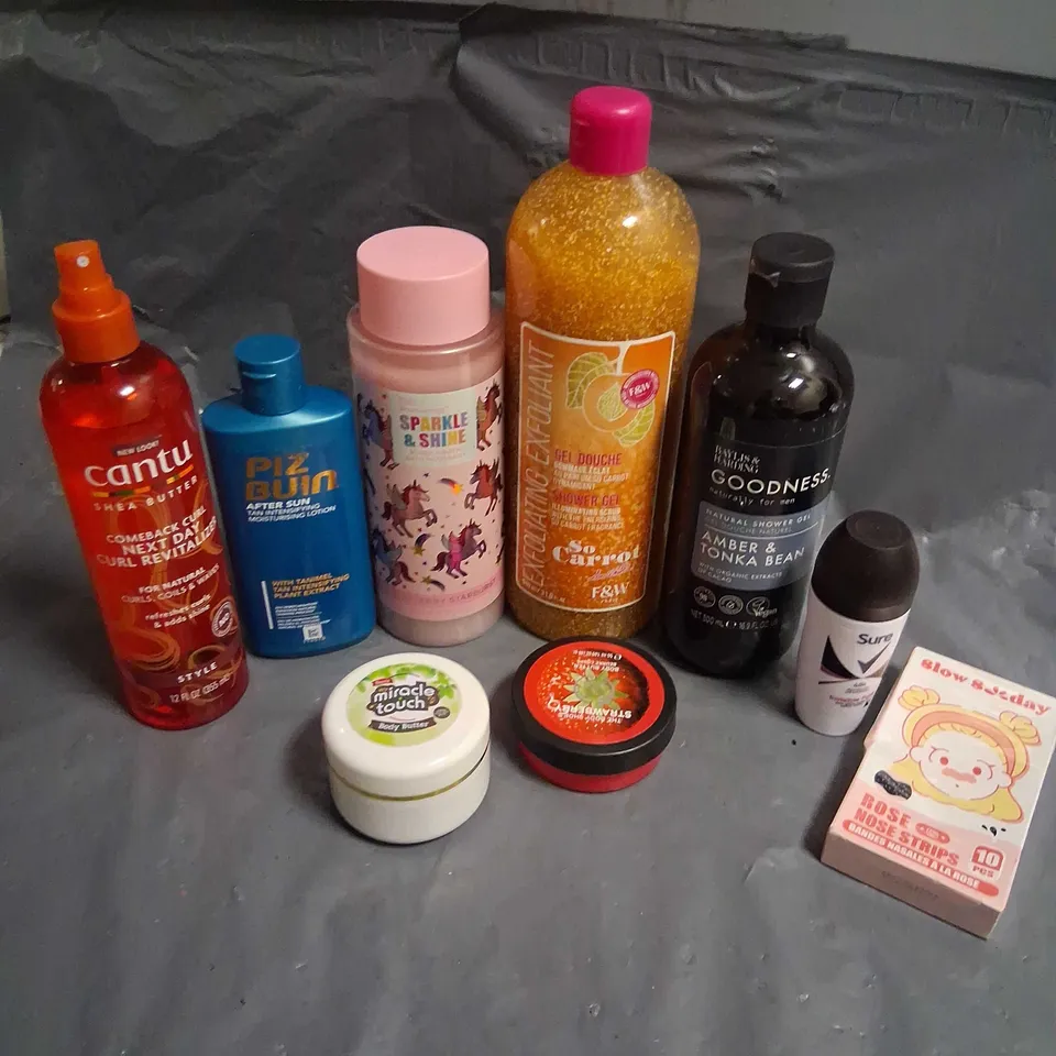 LARGE QUANTITY OF ASSORTED HEALTH AND BEAUTY PRODUCTS TO INCLUDE; RADOX, SURE, CANTU AND PIZ BUIN