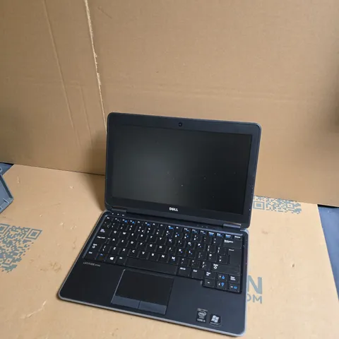 Dell Latitude E7240 Laptop – 12.5-inch, i3-4030U, 4GB RAM, 128GB SSD