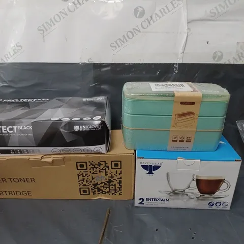 APPROXIMATELY 20 ASSORTED HOUSEHOLD ITEMS TO INCLUDE TONER CARTRIDGE, GLOVES AND KITCHENWARE
