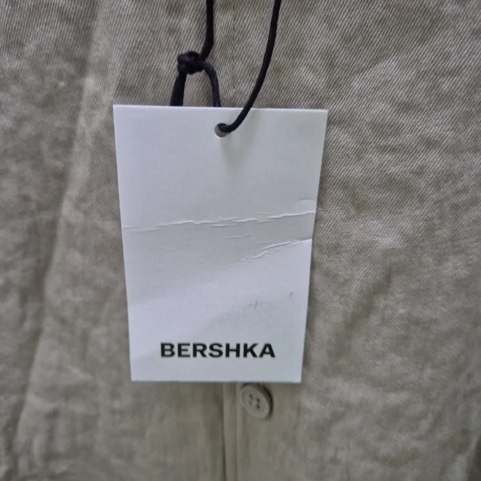 BERSHKA BEIGE LONGLINE SHIRT – UK XL
