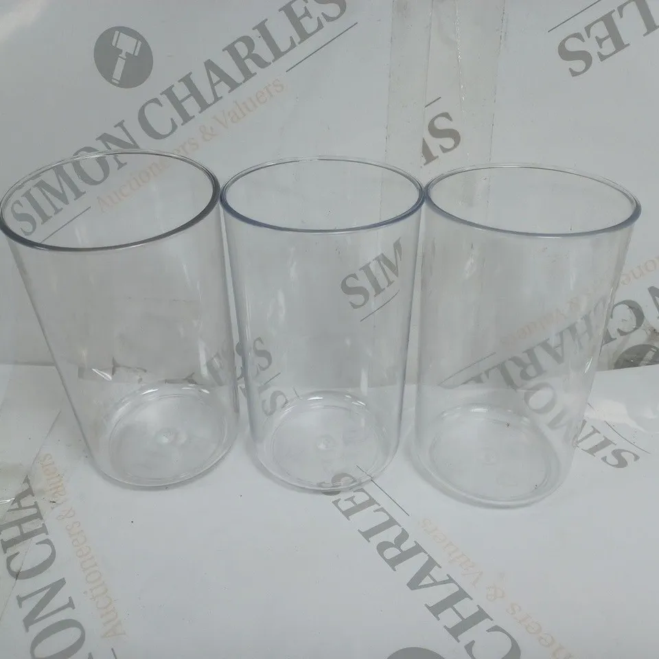 BOX OF APPROXIMATELY 70 BAMIX 400ML PLASTIC BEAKERS WITH APPROXIMATELY 12 BAMIX BLACK LIDS