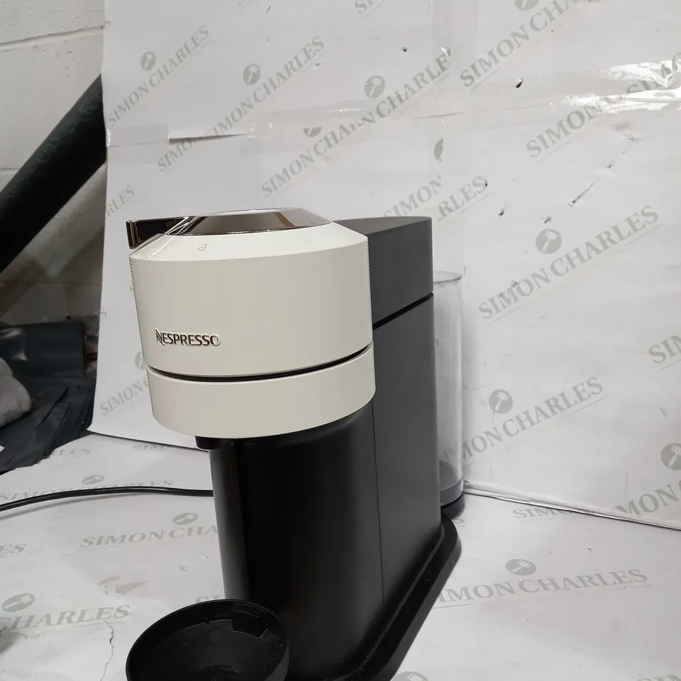 NESPRESSO VERTUO PLUS IN WHITE