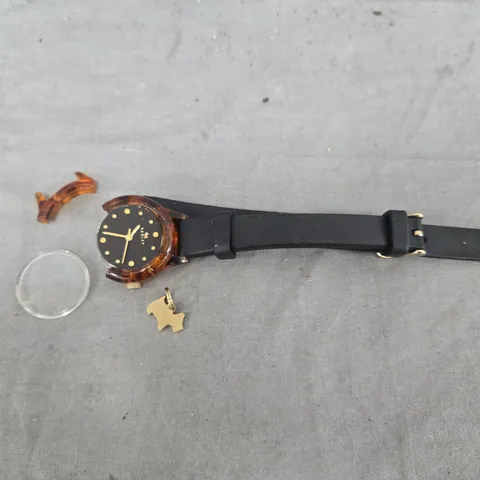 RADLEY WATCH IT - TORTOISE DIAL WATCH W. DOG CHARM AND BLACK STRAPS